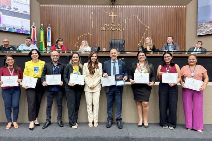 ALEAM-reconhece-SENAI-e-IEL-Amazonas-por-contribuição-no-combate-ao-trabalho-infantil