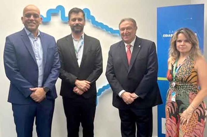 Átila-Lins-articula-expansão-de-agências-da-Caixa-no-interior-do-Amazonas