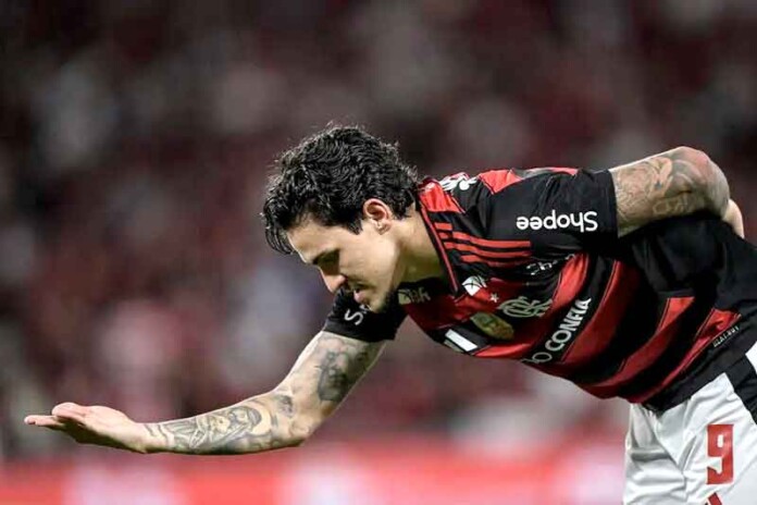 Flamengo-humilha-o-Vitória-com-8-a-0-histórico
