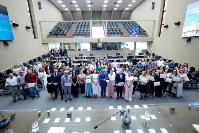 George-Lins-homenageia-os-23-anos-do-Hospital-e-Pronto-Socorro-da-Criança-da-Zona-Oeste-na-Aleam