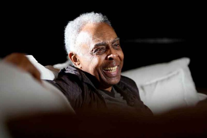 Gilberto-Gil-estende-turnê-de-despedida-até-2026-após-adiar-show-em-Belém