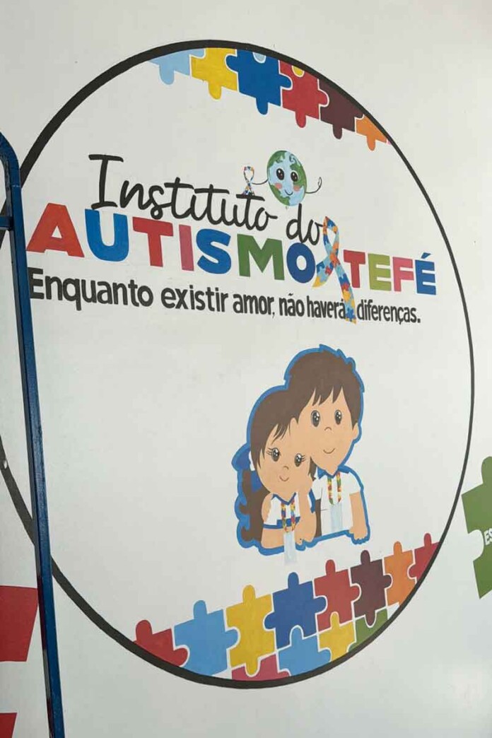 Instituto-do-Autismo-de-Tefé-recebe-DPE-AM-para-alinhar-ações-em-defesa-de-direitos1