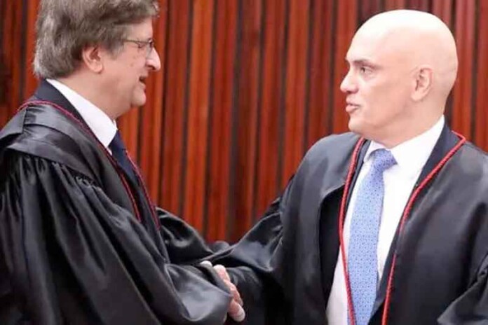 Moraes-dá-prazo-fatal-à-PGR-para-se-manifestar-sobre-prisão-de-Bolsonaro