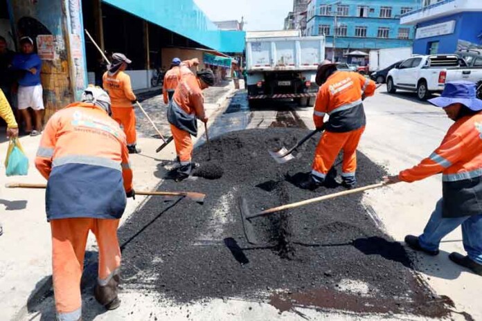 Obra-relâmpago-devolve-dignidade-à-rua-Barão-de-São-Domingos