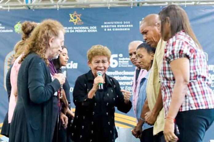 teatro-e-conferência-expõem-abusos-contra-idosos-no-Amazonas