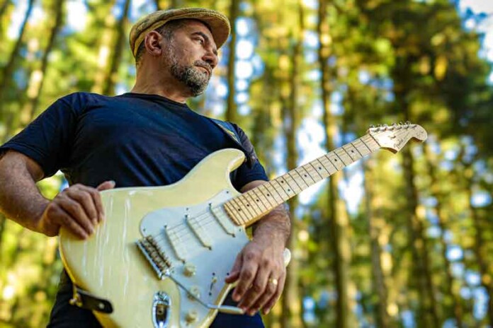 Amazonense-Rosivaldo-Cordeiro-leva-ritmos-regionais-à-Europa