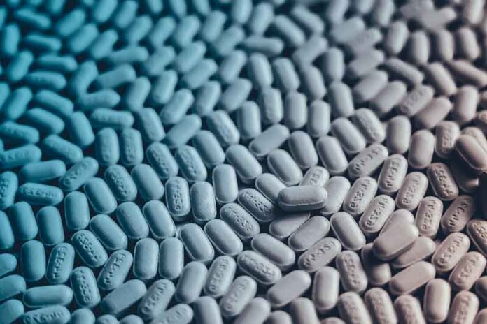 Homens-jovens-lideram-uso-de-medicamentos-para-sexo-por-pressão-de-performance