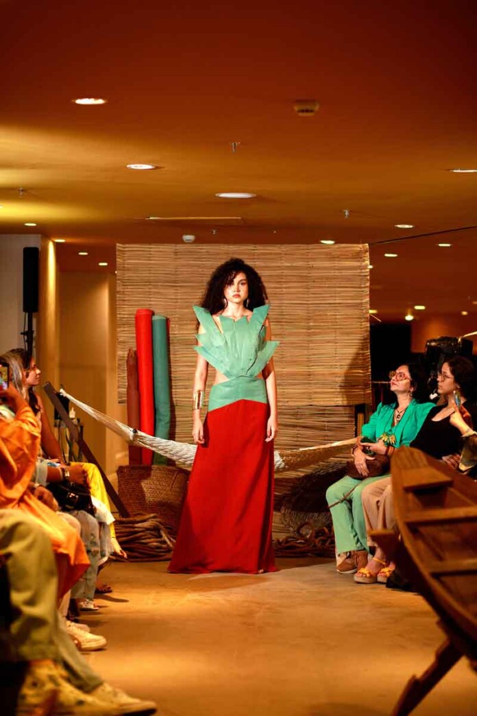Moda,-cultura-e-ancestralidade-marcam-o-Amazon-Poranga-Fashion-em-Manaus1