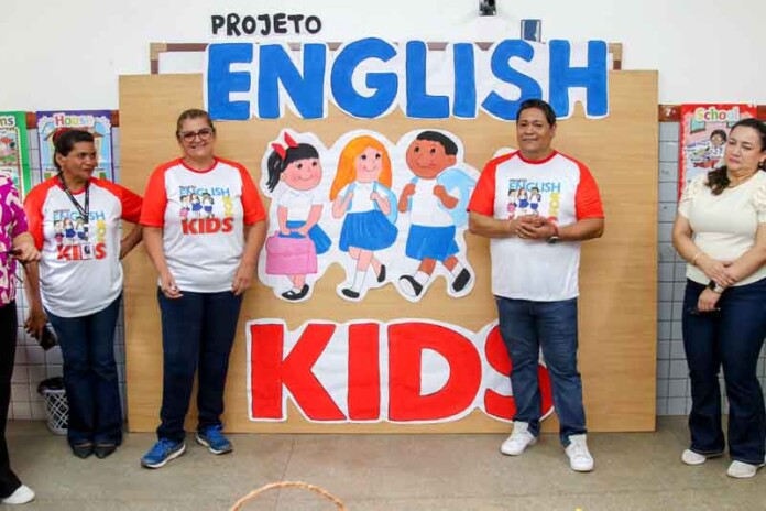 Mostra-Cultural-celebra-ensino-de-inglês-para-crianças-ribeirinhas-em-Manaus1