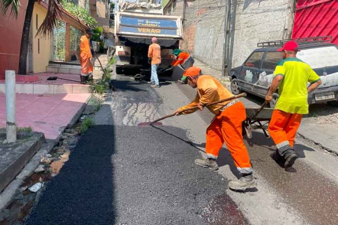 Prefeitura-Manaus-conclui-recuperação-asfáltica-rua-Pimenta-Bueno,-bairro-São-Francisco
