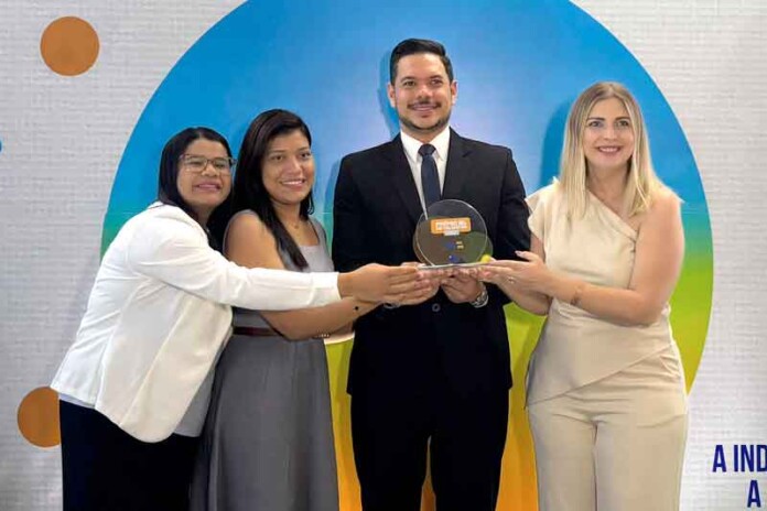 Uninorte-é-coroada-a-melhor-do-Norte-no-Prêmio-IEL