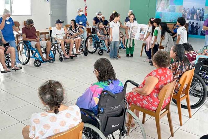 Alunos-da-Escola-José-Carlos-Martins-Mestrinho-visitam-Fundação