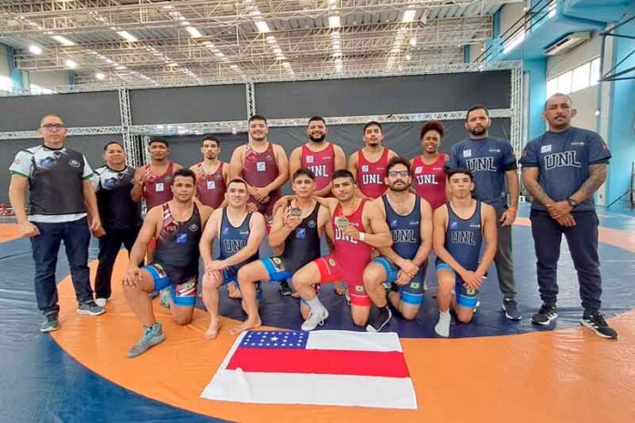 Amazonas-brilha-no-Wrestling