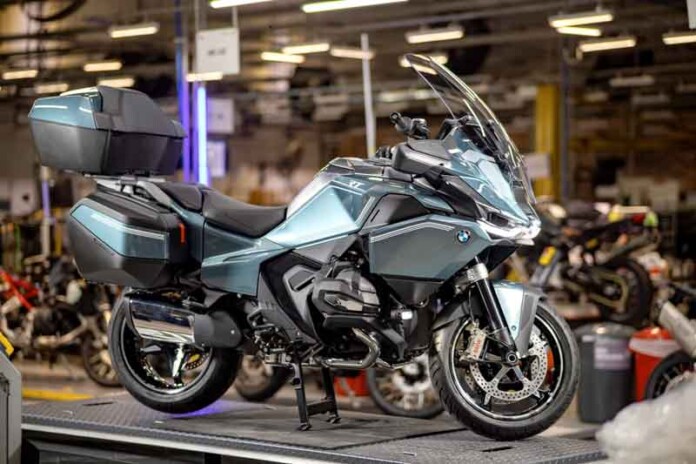 BMW-inicia-produção-da-supermáquina-R-1300-RT