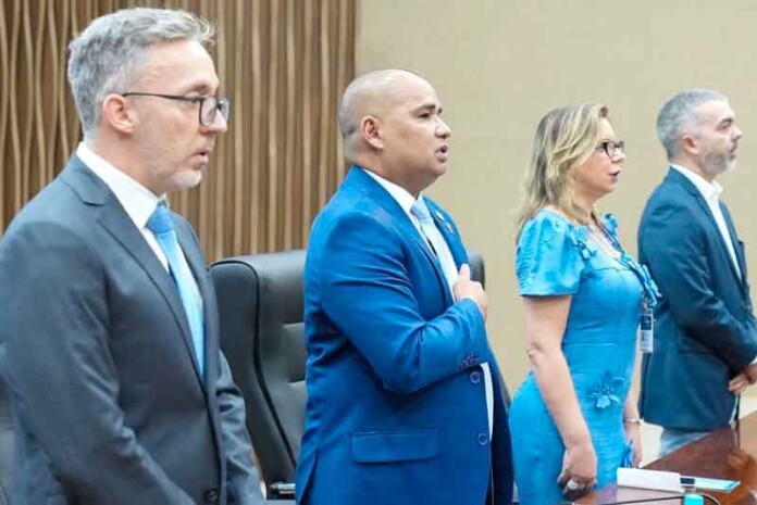 Câmara-Municipal-realiza-solenidade-em-homenagem-ao-Dia-do-Fisioterapeuta-e-do-Terapeuta-Ocupacional