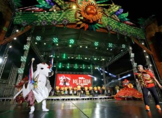Sambódromo em êxtase! Caprichoso e Garantido fazem história na festa dos 356 anos