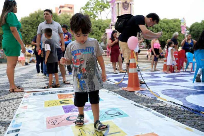 Circuito-da-Alegria-transforma-Manaus-em-um-grande-parque-cultural-no-Dia-das-Crianças