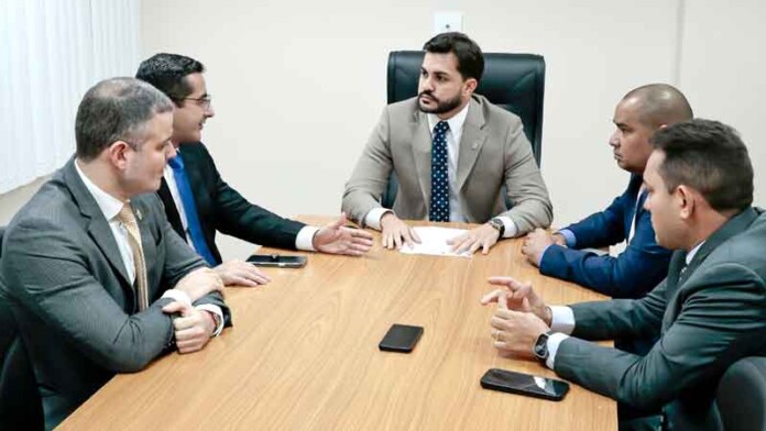Como-presidente-da-Frente-Parlamentar-em-Defesa-da-BR-319,-Janjão-quer-ampliar-debate-entre-sociedade-e-poder-público