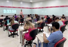 Da sala de aula ao sucesso: Afya realiza aulão gratuito e inspira jovens sonhadores do Enem