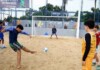 Gritos de alegria e bola rolando! Comunidade celebra nova era do esporte em Manaus