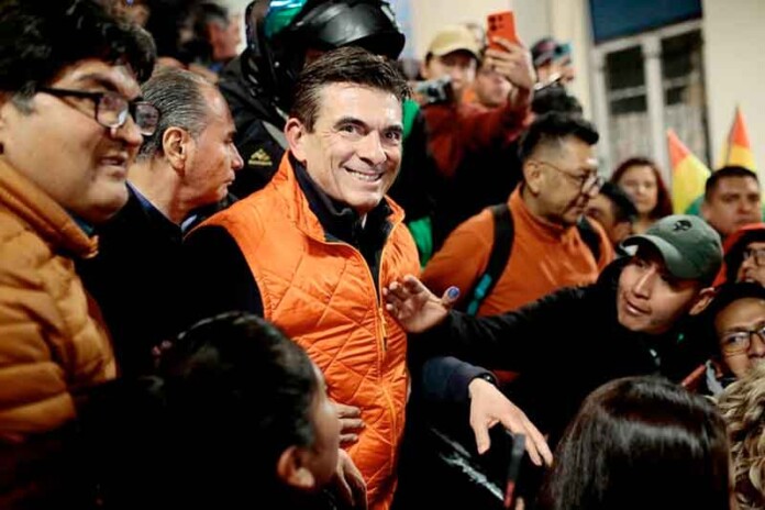 Presidente-leito-na-Bolívia,-Rodrigo-Paz