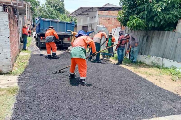 Rua-Barão-de-Itamaracá-ganha-nova-vida-com-pavimentação
