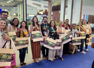 Selva, história e tradição: Manaus encanta visitantes e se consagra na feira de turismo