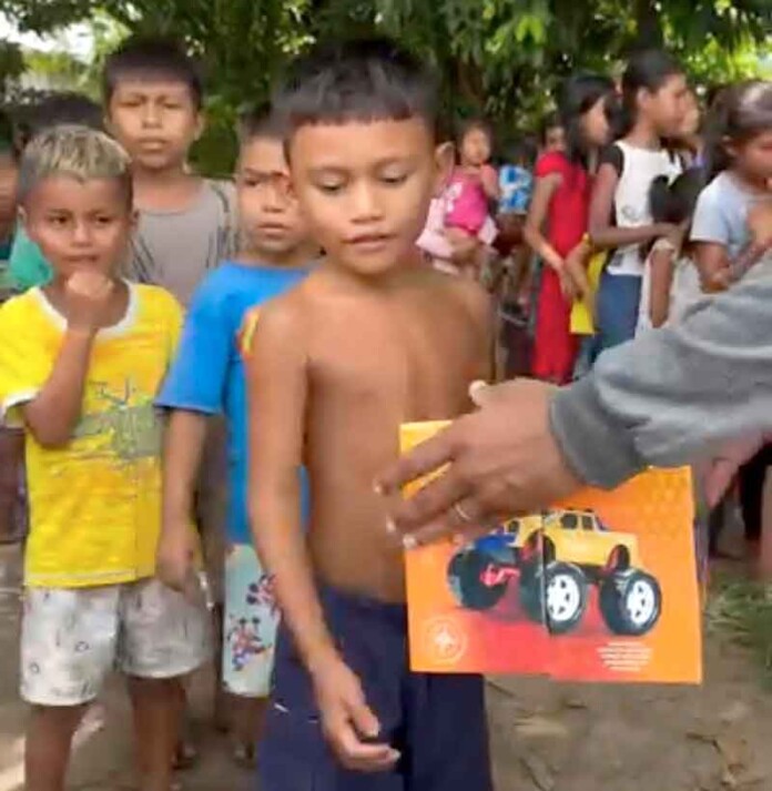 “Somos-Ribeirinhos”-supera-meta-de-brinquedos,-mas-clama-por-alimentos