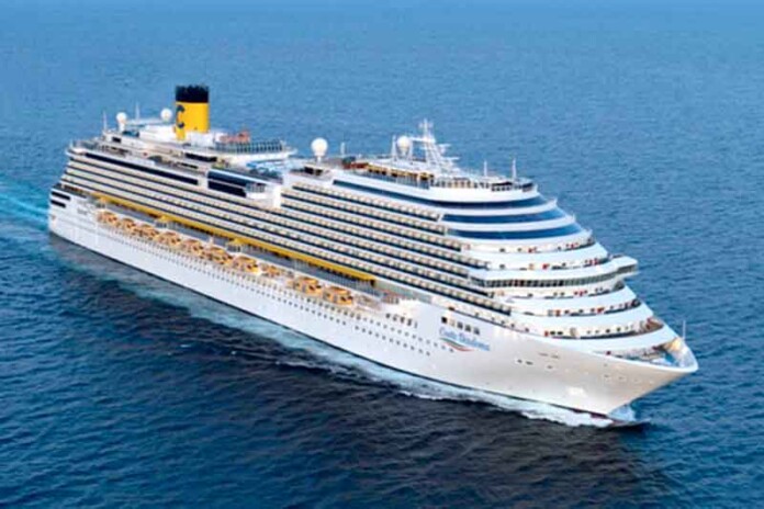 Transatlântico-italiano-deixa-turistas-a-ver-navios-e-segue-para-ser-hotel-da-COP30