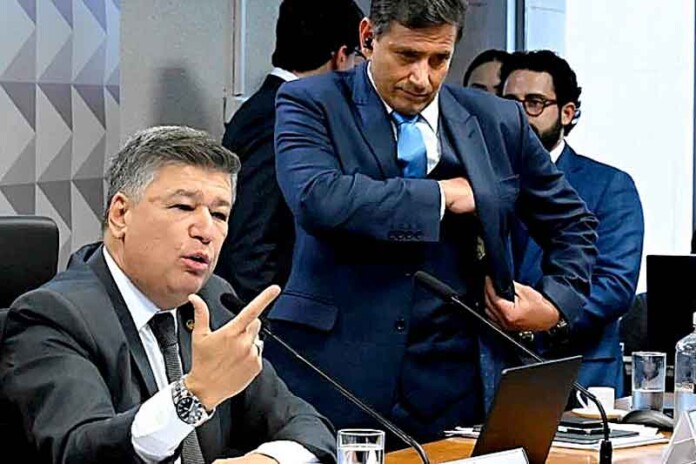 áudio-liga-delegado-de-SP-a-esquema-milionário-do-INSS