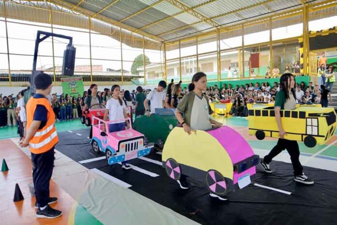 Alunos-da-zona-Leste-apresentam-soluções-de-mobilidade-urbana-com-apoio-do-IMMU