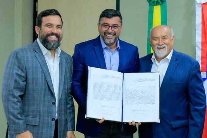 Belarmino-Lins-assume-comando-da-Jucea-em-cerimônia-no-Palácio-do-Governo