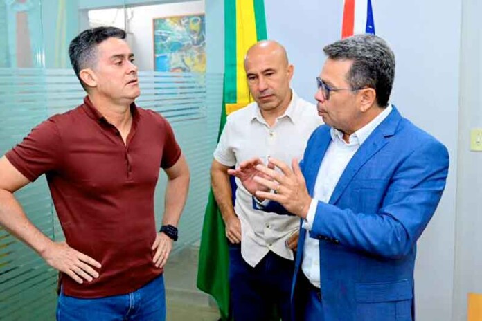David-Almeida-e-Tadeu-de-Souza-selam-pacto-decisivo-por-Manaus