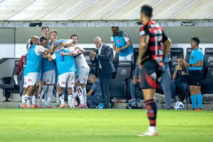 Flamengo-falha-na-hora-H-e-vê-rival-abrir-caminho-para-liderança