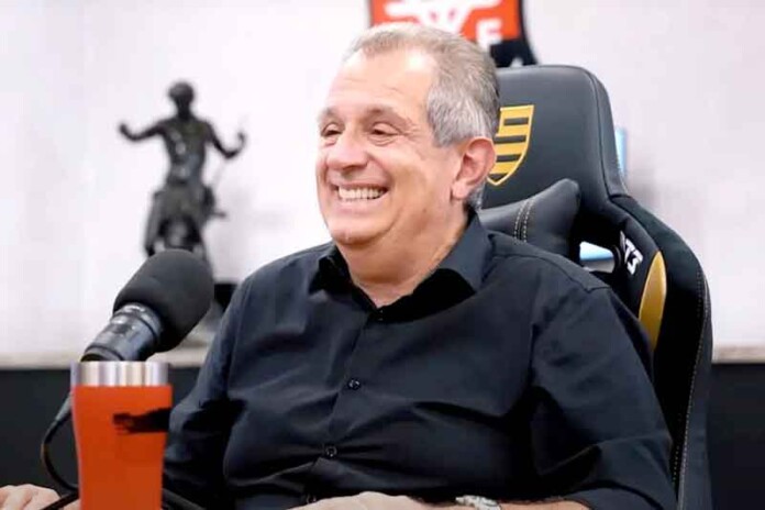 Flamengo-quebra-todos-os-recordes-e-vira-o-primeiro-bilionário-do-futebol-brasileiro