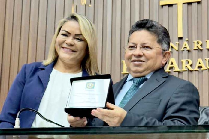 Homenagem-inédita-do-Crea-AM-vira-marco-de-valorização-e-emoção1