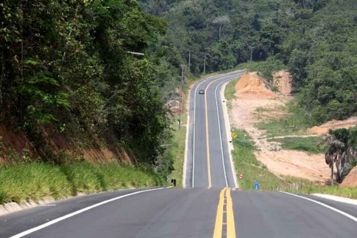 Primeira-etapa-da-AM-010-é-concluída,-mas-entrega-parcial-gera-debate-nas-redes-sociais