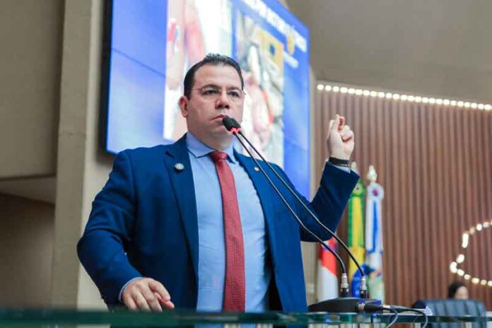 Wilker-Barreto-questiona-validade-de-selos-de-qualidade-em-hospitais-do-Amazonas