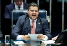 Gilmar Mendes trava impeachment e Alcolumbre explode: quem mandou em quem?