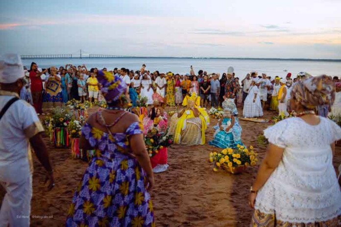 Balaio-da-Oxum-transforma-a-Ponta-Negra-em-grande-celebração-das-águas