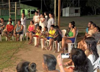 Documentário revela como teatro e educação alcançaram comunidades ribeirinhas