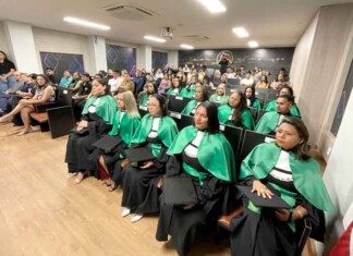Formatura inédita mostra por que novos técnicos de enfermagem estão em alta no Amazonas