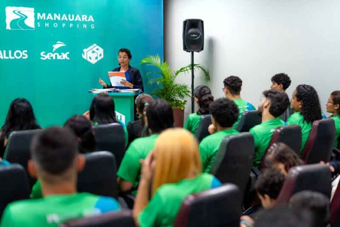Manauara-Shopping-forma-jovens-e-abre-caminho-para-o-primeiro-emprego-no-varejo
