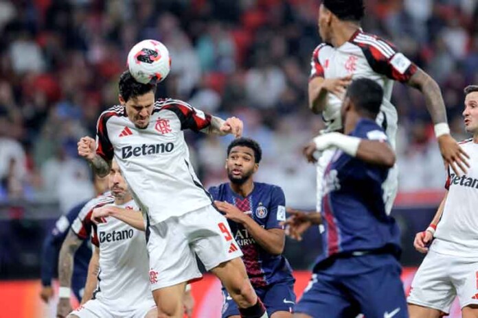 O-mundo-esteve-nas-mãos-do-Flamengo-e-caiu-na-marca-do-pênalti