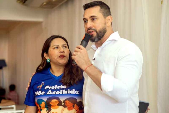 Paulo-Tyrone-reúne-famílias-atípicas-e-sinaliza-nova-fase-nas-políticas-de-inclusão-em-Manaus