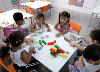Corrida por creches em Manaus cresce e erros simples podem tirar crianças da lista
