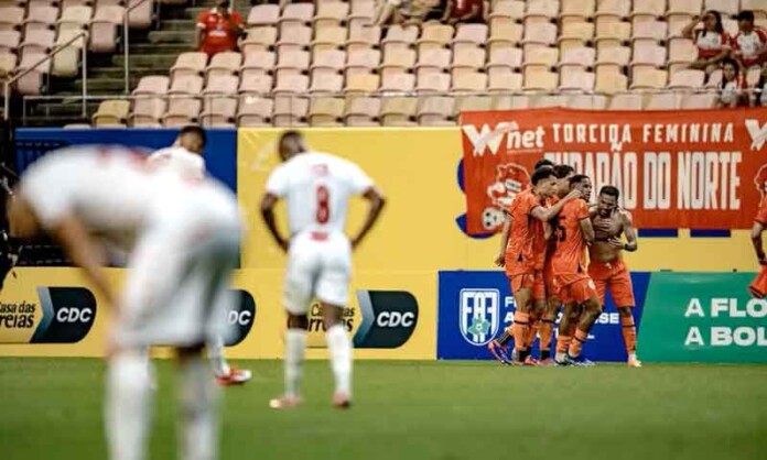 Manauara-marca-no-fim-e-vence-o-Princesa-na-estreia-do-Barezão