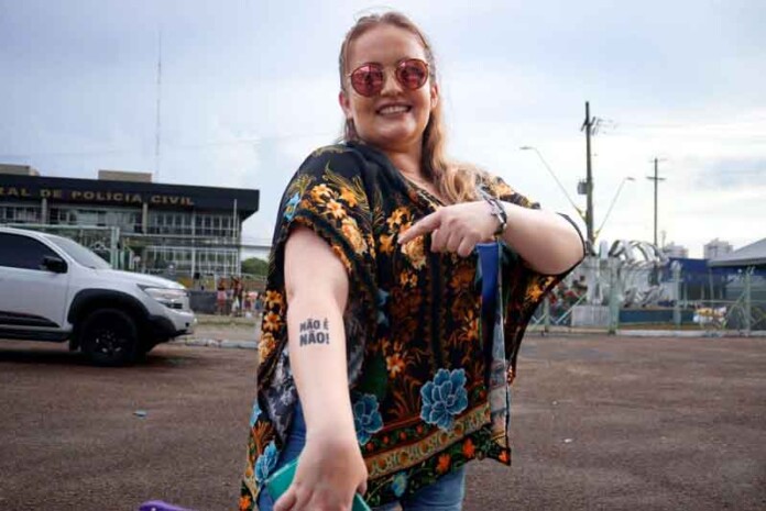 Carnaval-em-Manaus-terá-vigilância-24-horas-para-proteger-mulheres-e-coibir-assédio