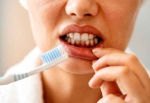 Sangramento na gengiva e sensibilidade são sinais de alerta que você não deve ignorar