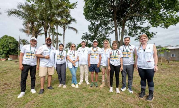 Instituto-FAMAZÔNIA-amplia-fronteiras-da-saúde-com-hospital-móvel-e-tecnologia-via-satélite